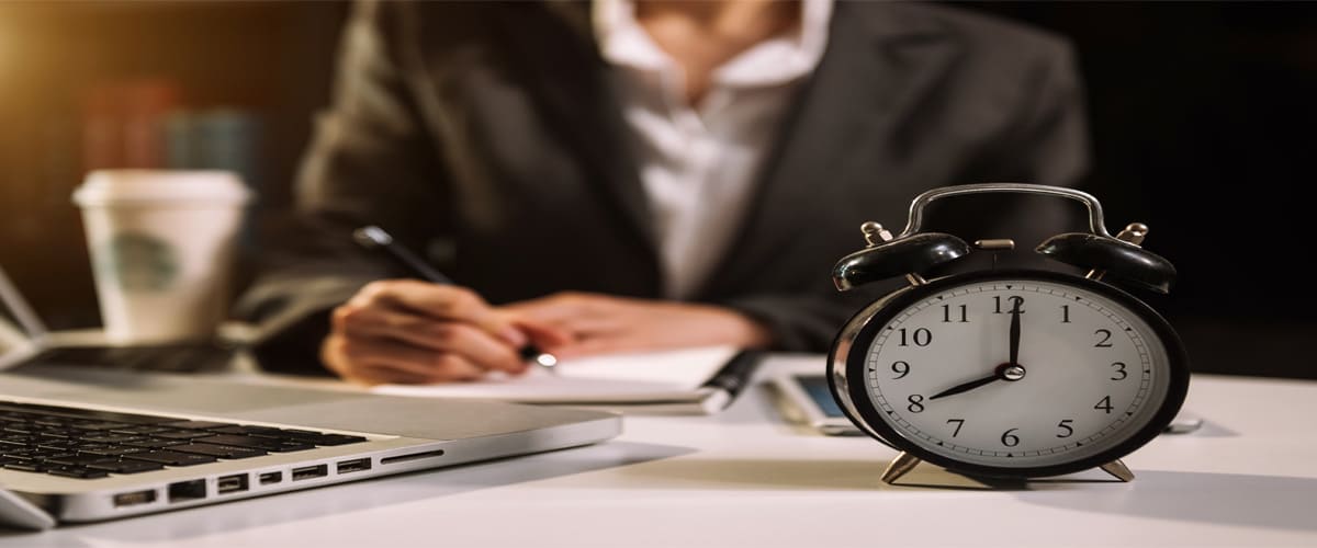 Ideal Virtual Assistant: Helping a CEO with Time Management